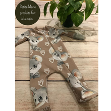 Charger l'image dans la galerie, COLLECTION ANIMAUX_KOALA SUR FLÈCHES ROSES_ EXCLUSIF - STOCK